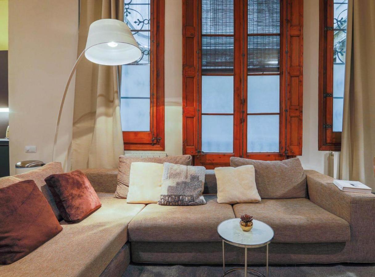 Avinyo 2 Gotic - Spacious Loft In Gothic Quarter! Барселона Екстериор снимка